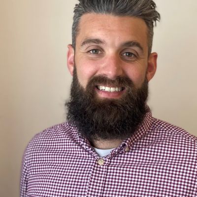 Photo of Dr David Thomas